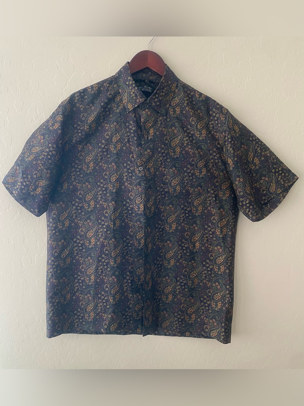 Jim Thompson 100% Thai Silk Shirt Mens L Paisley Floral Short Sleeve Button Up